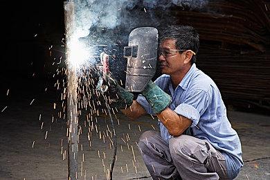 《如龙7》新MOD将多位鬼泣人物替换到游戏之中